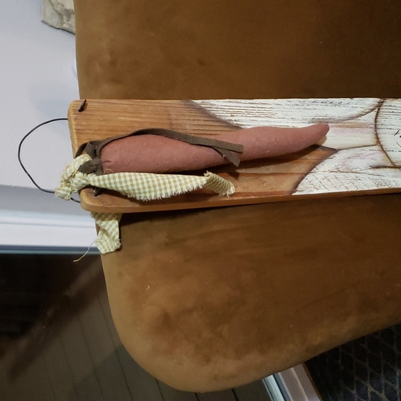 Wood Handmade/Handpainted 4x22.5" New Rabbit 🐇 w/Fabric 🥕 Super Cute - Picture 4 of 4